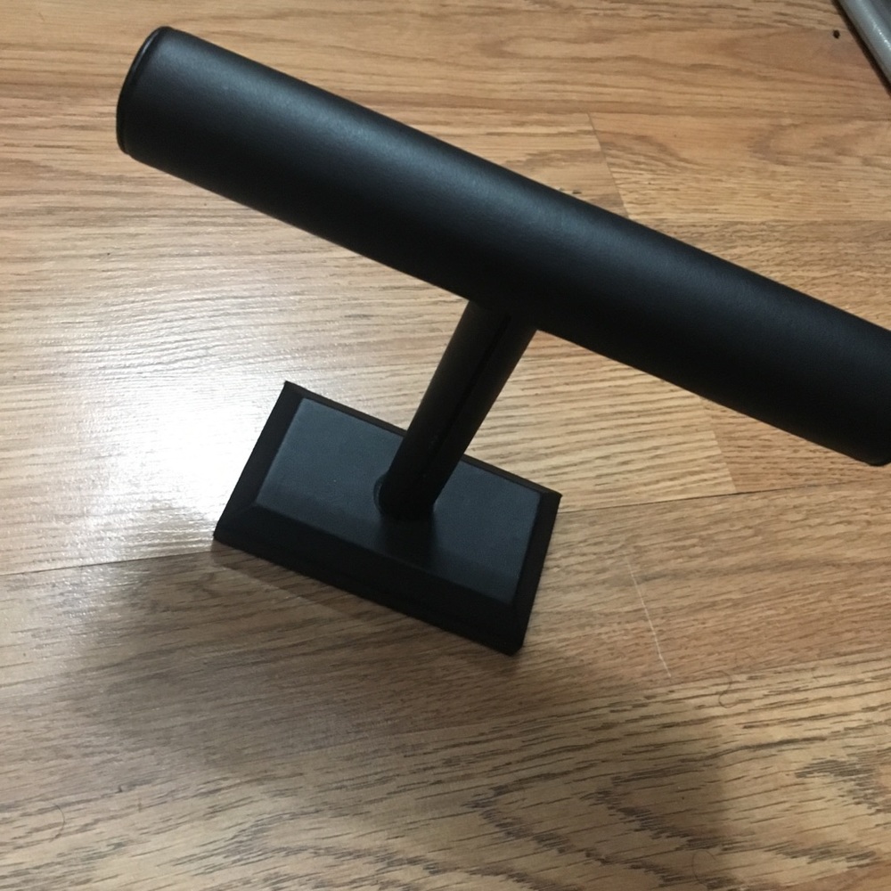 Watch stand - Picture 3 of 4